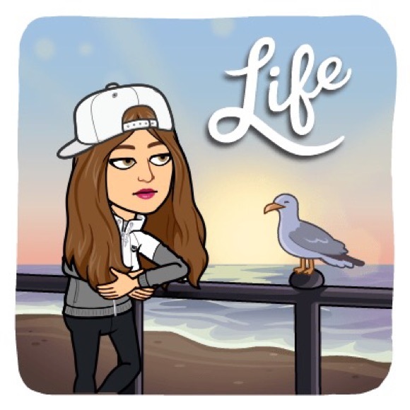 Meet your Posher, Vasiliki - Picture 1 of 1